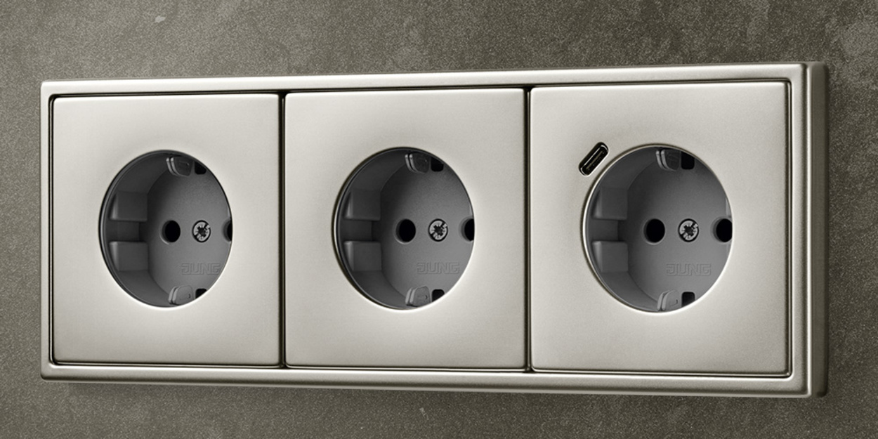 SCHUKO® Steckdosen mit USB bei ELKOM Elektro- und Kommunikationstechnik GbR in Meiningen