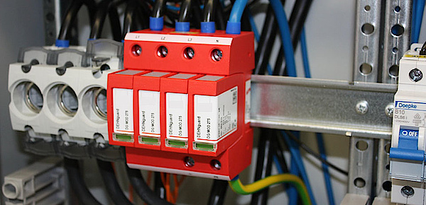Über­spannungs­schutz bei ELKOM Elektro- und Kommunikationstechnik GbR in Meiningen